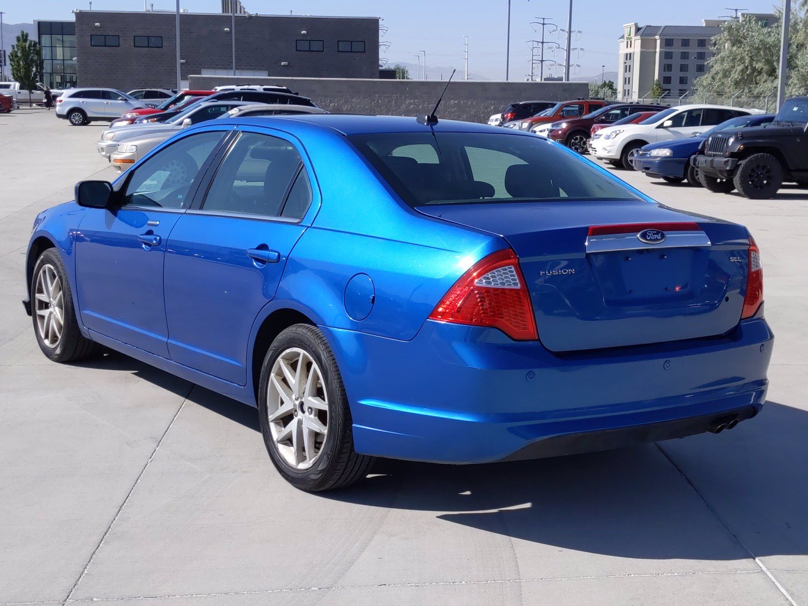 Pre Owned 2012 Ford Fusion SEL FWD 4dr Car