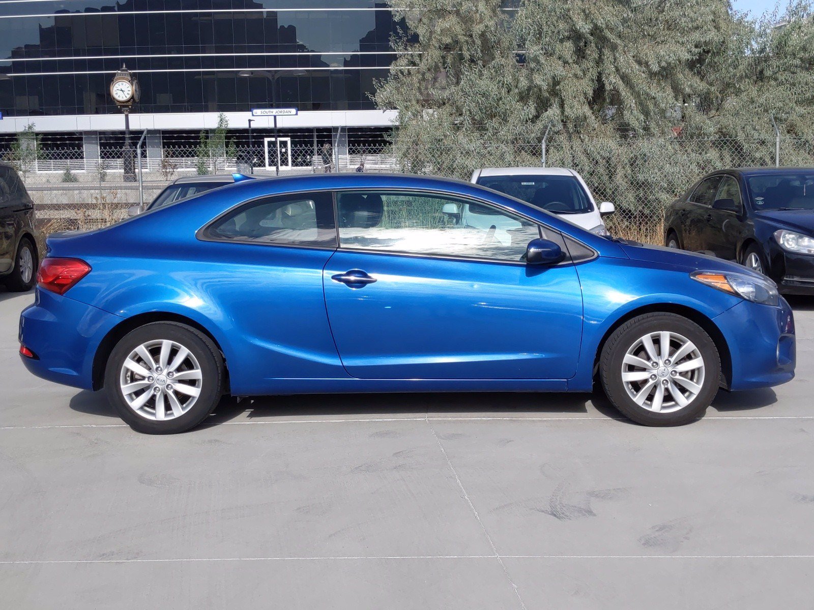 Pre-Owned 2014 Kia Forte Koup EX FWD 2dr Car